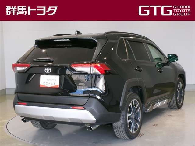 RAV42.0 アドベンチャー 4WD