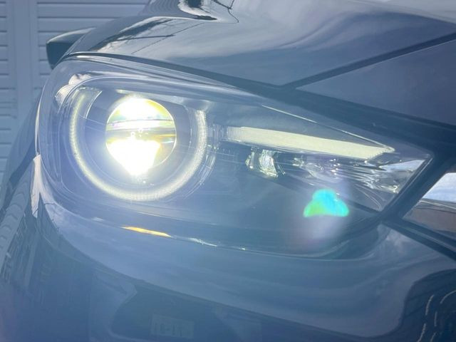 �yLED�w�b�h���C�g�z���V����ԑ��s�����ǍD�Ȏ��E���m�ۂ����S���ĉ^�]�ł��鍂�P�xLED�w�b�h���C�g�𑕔�!�_�����x�������A����d�͂��}�����Ă��܂��B