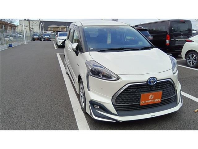 シエンタ（トヨタ）ハイブリッド 1.5 ファンベース G セーフティエディション　禁煙車 純正ナビ フルセグTV 中古車画像