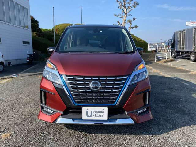 セレナ1.2 e-POWER ハイウェイスターV