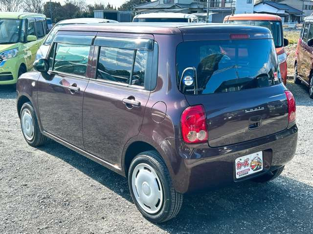 ���X�ł͌y�����Ԃ��畁�ʎԂ܂ŕ��L���I�[�����[�J�[�̎Ԏ�E�F�E�O���[�h��L�x�ɑ����Ă���܂��B