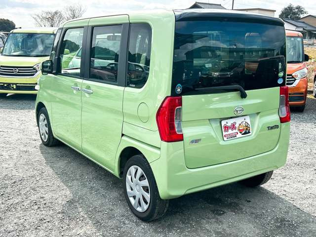 ���X�ł͌y�����Ԃ��畁�ʎԂ܂ŕ��L���I�[�����[�J�[�̎Ԏ�E�F�E�O���[�h��L�x�ɑ����Ă���܂��B