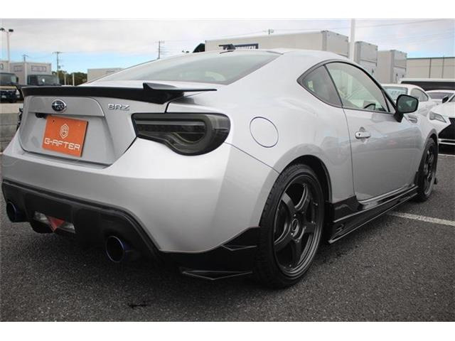 ���Ǝҗl�ւ̔̔��͂��f�肳���Ă��������܂��B �Ԍ������ԗ��̏ꍇ�́A�Ԍ����擾�������x�������z�ŕ\�����Ă���܂��B