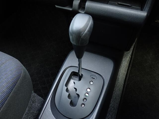 �I���b�N�X�F�蒆�ÎԂ͌��I�����㎿�Ȏ��q�݂̂����͂��v���܂��B�S�ԂɃv���̐E�l�ɂ��O�ꂵ�����O���̐��|�A�����グ�Ă���܂��B