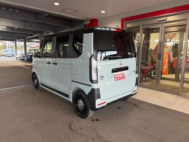 N-BOXジョイ 2トーン