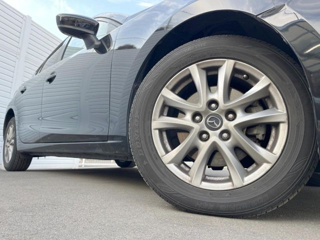 �y����16�C���`�A���~�z�C�[���z�O�ςɃ}�b�`���������A���~�z�C�[���𑕒����Ă���܂��B�e��ЊO�A���~�z�C�[����A�X�^�b�h���X�^�C�����戵�����Ă���܂��B���񂲑��k����������