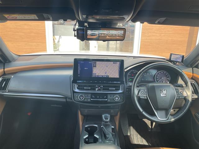 クラウンハイブリッド 2.5 G