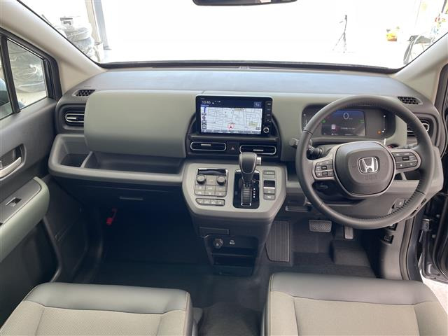 フリード1.5 e:HEV クロスター