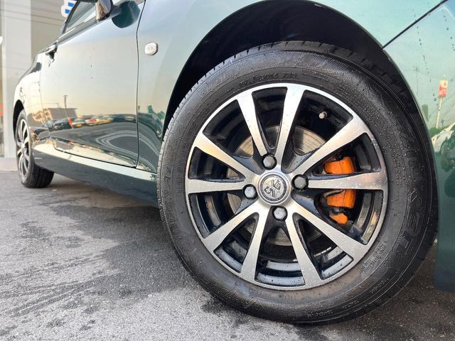 �O�ςɃ}�b�`�����A���~�z�C�[���𑕒����Ă���܂��B�e��A���~�z�C�[����A�X�^�b�h���X�^�C�����戵�����Ă���܂��B���񂲑��k����������