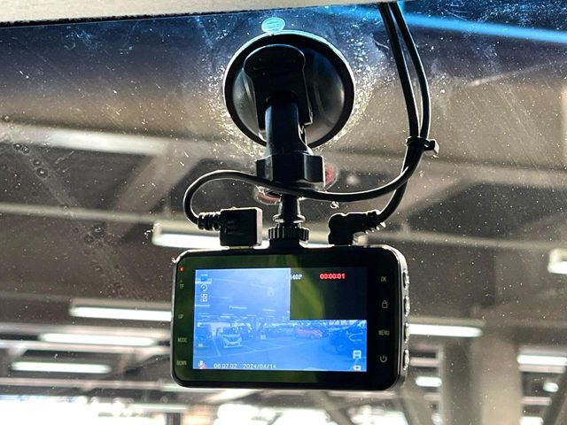 �y�h���C�u���R�[�_�[�z���S�E���S�ȃJ�[���C�t�ɕK�{�̃h���C�u���R�[�_�[�𑕔�!���s���͂������A������^�]�⎖�̂ɑ��������ۂ̏󋵂��f���ŋL�^���A����̃��X�N�ɔ����܂��B