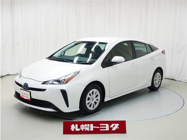 プリウス1.8 S E-Four 4WD