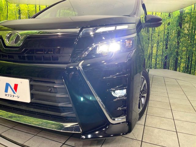 �yLED�w�b�h���C�g�z���V����ԑ��s�����ǍD�Ȏ��E���m�ۂ����S���ĉ^�]�ł��鍂�P�xLED�w�b�h���C�g�𑕔�!�_�����x�������A����d�͂��}�����Ă��܂��B