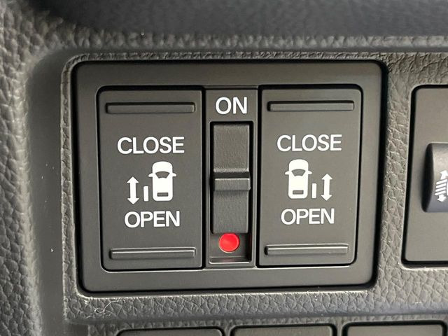 �y�����p���[�X���C�h�h�A�z�X�}�[�g�L�[��^�]�Ȃ̃X�C�b�`�Ō�ȗ����X���C�h�h�A�̊J���\���d��������͂����ăh�A���J����K�v�������A�����Ȃ��q�l�ł��ȒP�ɊJ���߂ł����K�ł���