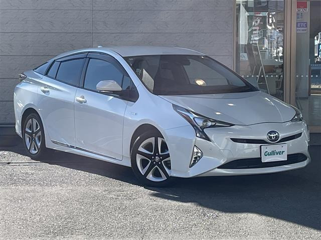 プリウス1.8 A プレミアム ツーリングセレクション