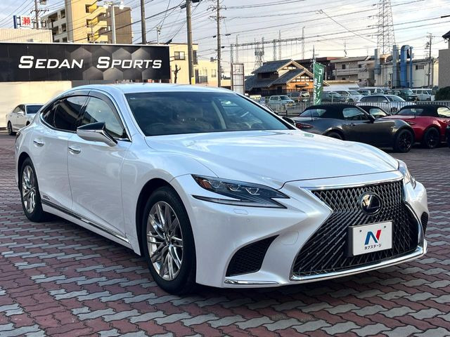 �������x�̃K���X�疌�ŝ����͂������A�㎿�ȃc���E����������B���O����_���J�����؂Ȉ��Ԃ�ی삵�A�F�����E�򉻂�h�~�B�u�e�X�v���b�V���R�[�g�v�A�u�e�v���~�b�T�R�[�g�v���炨�I�т��������܂��B