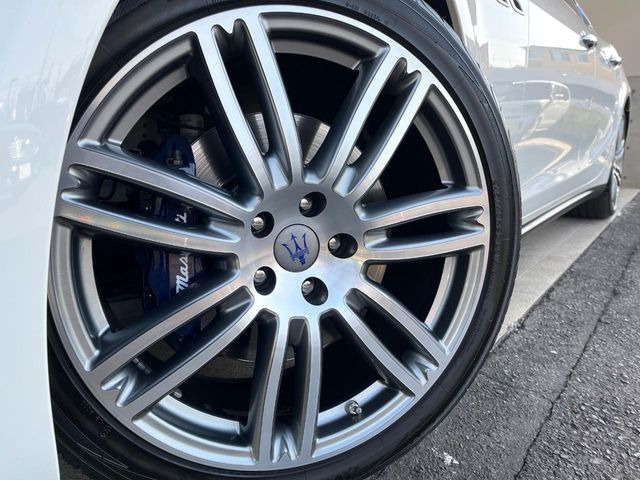 ������20�C���`�A���~�z�C�[��:�A���ԂȂ�ł͂̑�z����������x����z�C�[���Ƒ����ł�!���{�Ԃ̑���Ɋ���Ă�����ɂ����Б̊����Ē��������قǁA�������x���ł܂Ƃ܂��Ă��܂�!