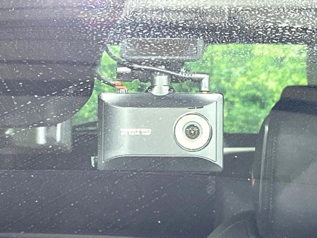 �y�h���C�u���R�[�_�[�z�h���C�u���R�[�_�[����!���s���͂������A������^�]�⎖�̂ɑ��������ہA�f���ŋL�^���A����̃��X�N�ɔ����܂��B���L�^�pSD�J�[�h�͂��q�l�����g�ł��������������K�v������܂��B