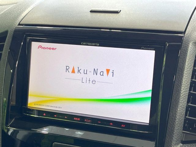 �y�i�r�Q�[�V�����z�g���₷���i�r�ŖړI�n�܂ł�������ē����Ă���܂��B�e��I�[�f�B�I�Đ��@�\���[�����Ă���A���Ԃ̉^�]������Ɋy�����Ȃ�܂�!!