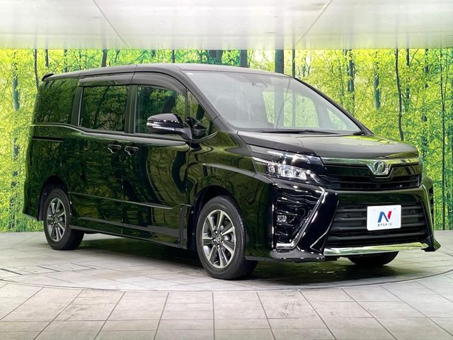 ��D�]�𒸂��Ă���܂��{�f�B�̒e�X�v���b�V���R�[�g���D�]��t���B�ʏ�̃K���X�R�[�g�ƈقȂ�A�ϋv�N��6�N�̖��@���K���X�R�[�e�B���O���A�{�f�B���L���C�ȏ�Ԃɕۂ��Ă���܂��B