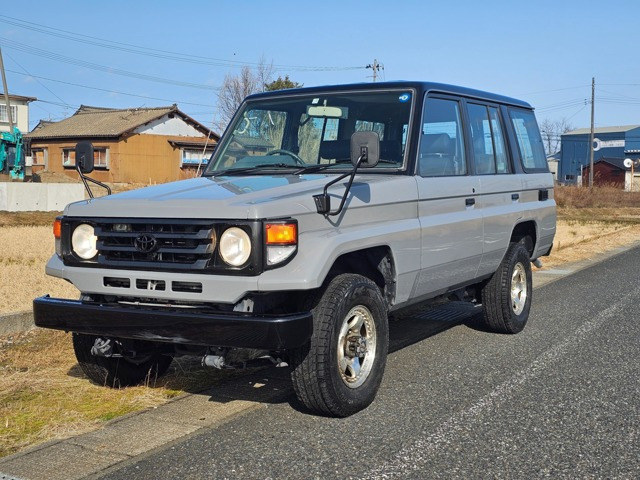 ランドクルーザー703.5 LX ディーゼル 4WD