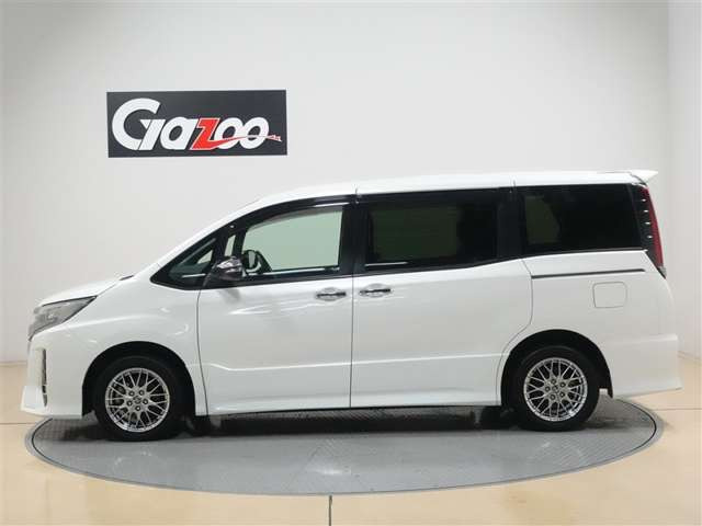 ノア1.8 ハイブリッド Si W×B II