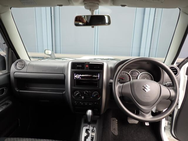 �C���p�l�摜�ɂȂ�܂��B�ԓ��͐��Ǝ҂ɂĎ����N���[�j���O�{�H�ς݂Ȃ̂ŁA��ϐ����ł��B