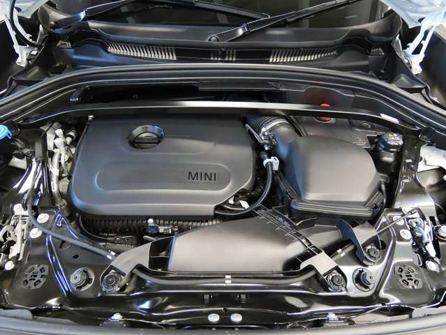 ミニカントリーマンS ALL4 DCT 4WD