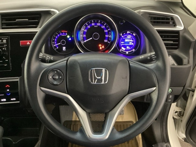 フィット1.3 13G Lパッケージ