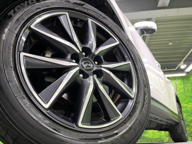 �y����19�C���`�A���~�z�C�[���z�O�ςɃ}�b�`���������A���~�z�C�[���𑕒����Ă���܂��B�e��ЊO�A���~�z�C�[����A�X�^�b�h���X�^�C�����戵�����Ă���܂��B���񂲑��k����������