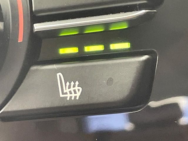 ���V�[�g�q�[�^�[:���������ӂ��V�[�g�ɁA�V�[�g�q�[�^�[�𓋍ڂ��Ă���܂��B