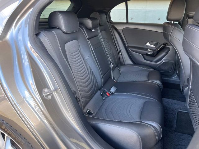 ���㕔���Ȃ��C�ɂȂ�悤�ȃL�Y�E�����ւ��蓙�A�傫�ȃ_���[�W�͂Ȃ��A�ǍD�ȏ�Ԃł��B