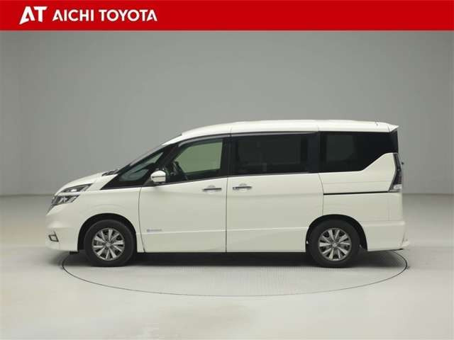 セレナ1.2 e-POWER ハイウェイスターV