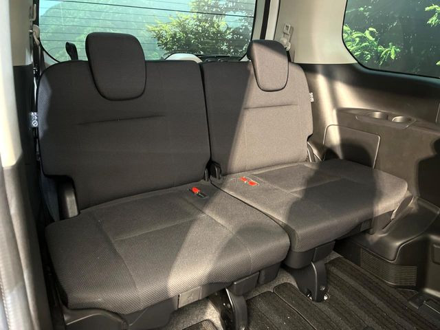 3��ڃV�[�g�͂�������ԗǍD����l�ł��������ƍ����Ē����܂��̂ŁA��l���ł̂��o���������N���N�ł��􂲉Ƒ��ŁA�C�̒m�ꂽ���ԂŁA�h���C�u�ɍs���̂��y���݂ł��ˁ�