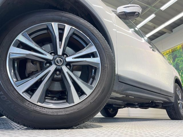 �y����16�C���`�A���~�z�C�[���z�O�ςɃ}�b�`���������A���~�z�C�[���𑕒����Ă���܂��B�e��ЊO�A���~�z�C�[����A�X�^�b�h���X�^�C�����戵�����Ă���܂��B���񂲑��k����������