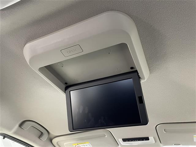 セレナ1.2 e-POWER ハイウェイスターV