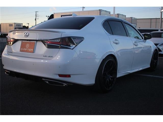 ���Ǝҗl�ւ̔̔��͂��f�肳���Ă��������܂��B �Ԍ������ԗ��̏ꍇ�́A�Ԍ����擾�������x�������z�ŕ\�����Ă���܂��B