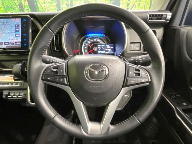 �y�����v�����X�e�A�����O�z�㎿�Ȋv���g�p���邱�ƂŁA��ɂ����������݂ƂĂ��^�]���₷���n���h���ł���