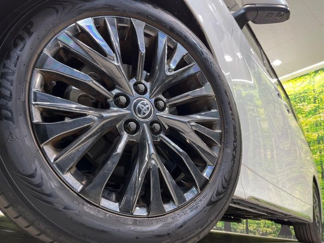 �y����19�C���`�A���~�z�C�[���z�O�ςɃ}�b�`���������A���~�z�C�[���𑕒����Ă���܂��B�e��ЊO�A���~�z�C�[����A�X�^�b�h���X�^�C�����戵�����Ă���܂��B���񂲑��k����������