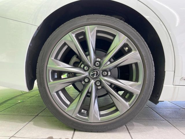 �y����19�C���`�A���~�z�C�[���z�O�ςɃ}�b�`���������A���~�z�C�[���𑕒����Ă���܂��B�e��ЊO�A���~�z�C�[����A�X�^�b�h���X�^�C�����戵�����Ă���܂��B���񂲑��k����������