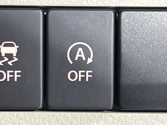 �y�A�C�h�����O�X�g�b�v�z�ԐM����a�؂Œ�Ԃ����ۂɃG���W�����~���A���ʂȔR���̏����}���܂��B�R��������ی�ɂȂ���@�\��G���W���̓u���[�L�𗣂��΍Ďn�����܂��B