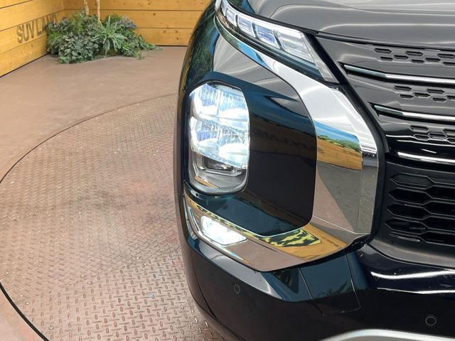 �yLED�w�b�h���C�g�z���V����ԑ��s�����ǍD�Ȏ��E���m�ۂ����S���ĉ^�]�ł��鍂�P�xLED�w�b�h���C�g�𑕔�!�_�����x�������A����d�͂��}�����Ă��܂��B