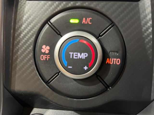 �y�I�[�g�G�A�R���z��x���D�݂̉��x�ɐݒ肷��΁A�ԓ��̉��x�����m�����ʂ≷�x�������Œ����B����&hellip;����&hellip;�Ɖ��x���X�C�b�`���������K�v�͂���܂���B���K�Ȏԓ���Ԃɂ͕K�{�̋@�\�ł��ˁ�