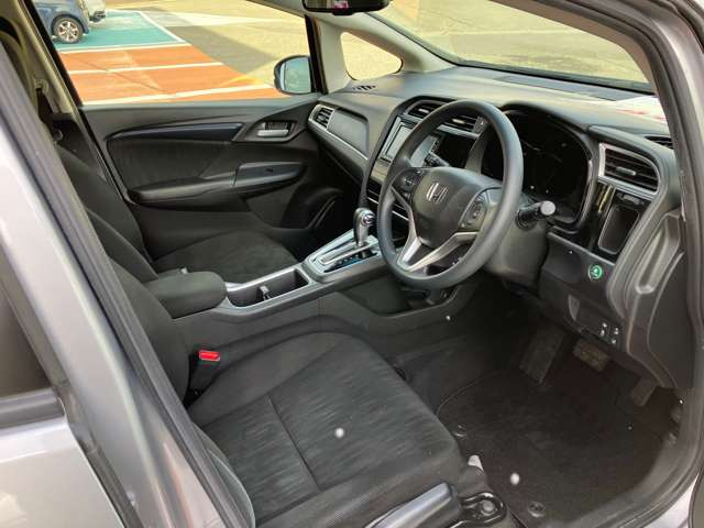 シャトル1.5 G ホンダセンシング 4WD