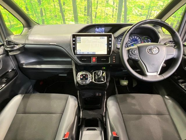 ノア1.8 ハイブリッド Si W×B III