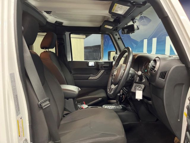 ���V�[�g�̎g�p��:�j��E�ւ�������Ȃ��A�����̒ʂ肫�ꂢ�ȏ�Ԃ��ێ����Ă���܂��B�܂��A�����N���[�j���O�E�R�[�e�B���O�����p�����������܂��B