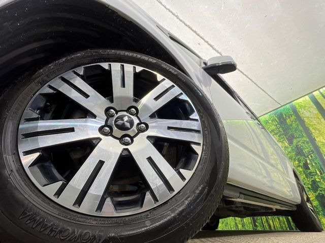 �y�O���[�h��p����18�C���`�A���~�z�C�[���z�f�U�C�����̍��������A���~�z�C�[���𑕒����Ă���܂��B�e��ЊO�A���~�z�C�[����A�X�^�b�h���X�^�C�����戵�����Ă���܂��B���񂲑��k����������