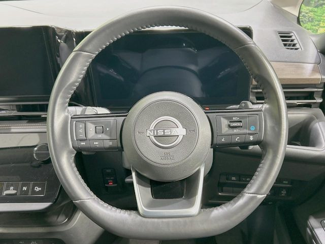 �y�����v�����X�e�A�����O�z�㎿�Ȋv���g�p���邱�ƂŁA��ɂ����������݂ƂĂ��^�]���₷���n���h���ł���