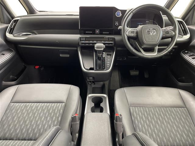 ノア1.8 ハイブリッド Z