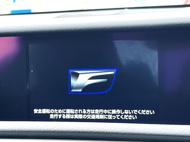 �y���[�J�[�����i�r�z�C���e���A�ɗn�����ރX�^�C���b�V���ȁu��p�݌v�v���[�J�[�i�r�𑕔��􎋔F���⑀�쐫�ȂǊ�{���\�ɂ��D��A���㎿�ȃJ�[���C�t�����y���݂��������܂��B