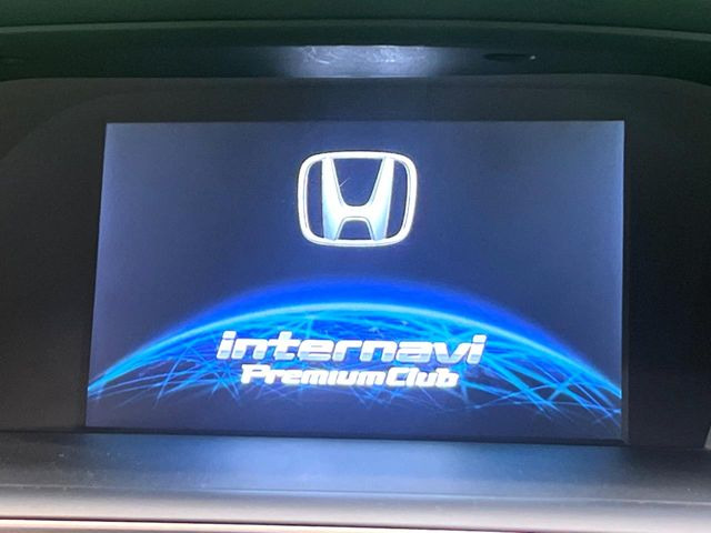 �y�����i�r�z�l�C�̏����i�r�𑕔����Ă���܂��B�i�r�̎g���₷���͂������A�I�[�f�B�I�@�\���[��!�L�����v�◷�s�͂������A�ʋ΂┃�����ȂǕ��i�̃h���C�u���y�����Ȃ�͂���